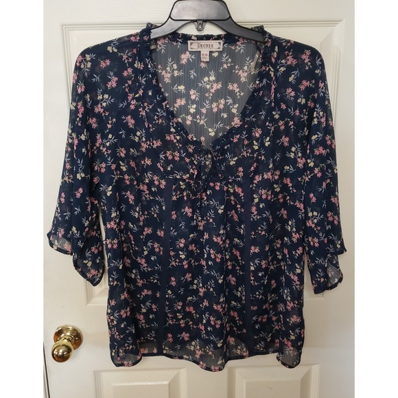 Decree Tops - XL Decree Floral Chiffon 3/4 Sleeved Blouse